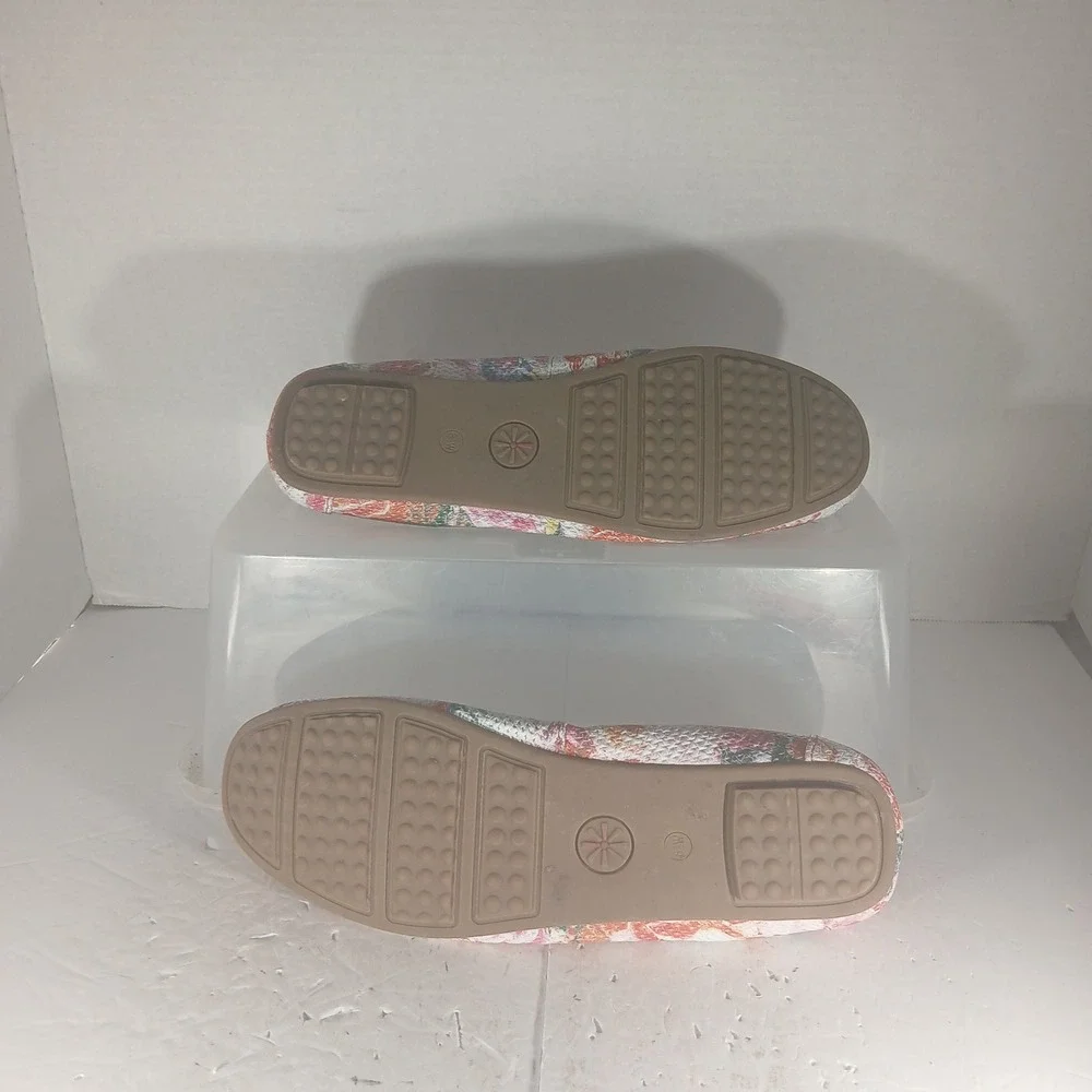 Isaac Mizrahi Live Imangelica Loafers 8.5W Multicolor Floral Leather Flats